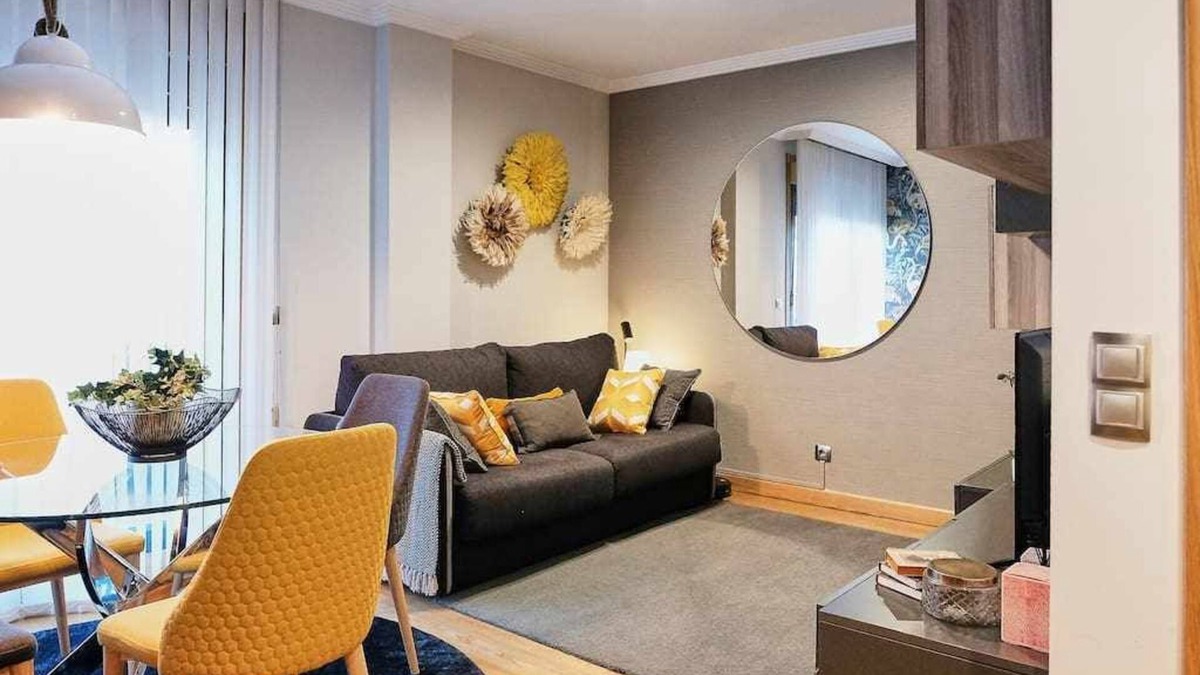 Pontevedra Apartment | new brown apartment