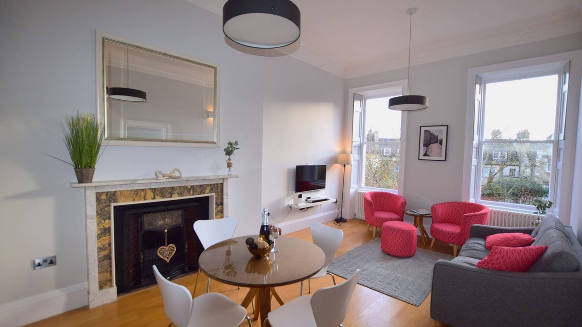 Upper Town Apartment | New Brunswick - Recently refurbished, contemporay and stylish two bedroom apartment