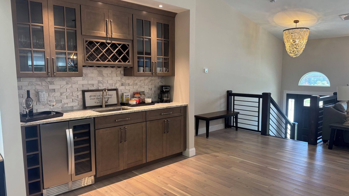 Saunderstown House | New Build, Private Beach, Central Air, Big Yard, Firepit, Wine Bar