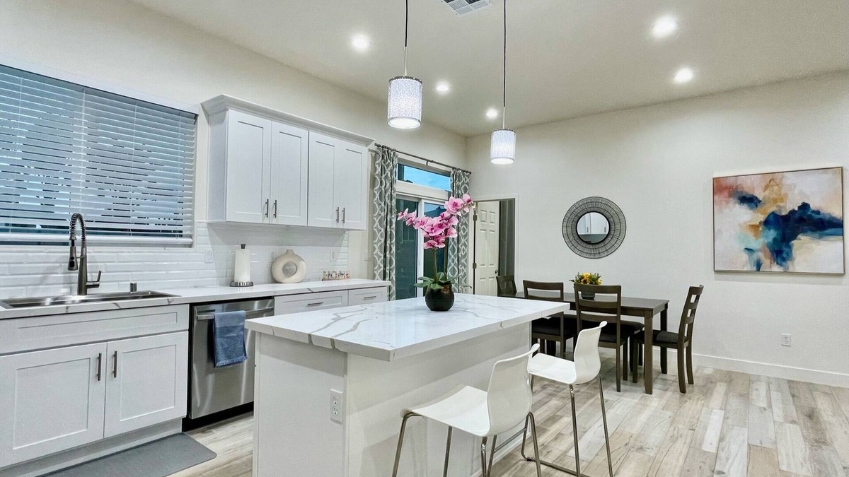 Tustin House | New Built#3BR#Private Home🏠 near Disneyland, Irvine, Convention & Beaches!