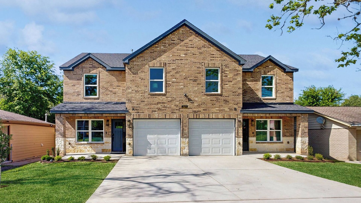 Southeast Houston House | New Built House with Style.B.