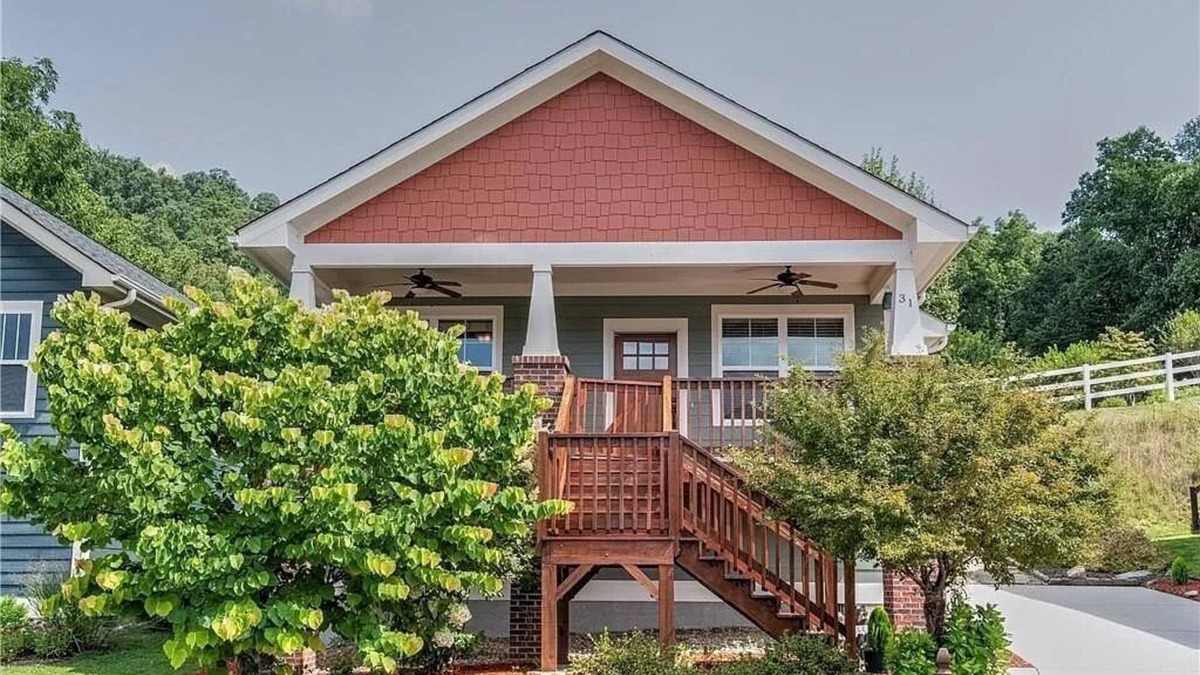 Swannanoa House | NEW: Byrd Bungalow - Luxury Home, Epic Views, Prime Spot