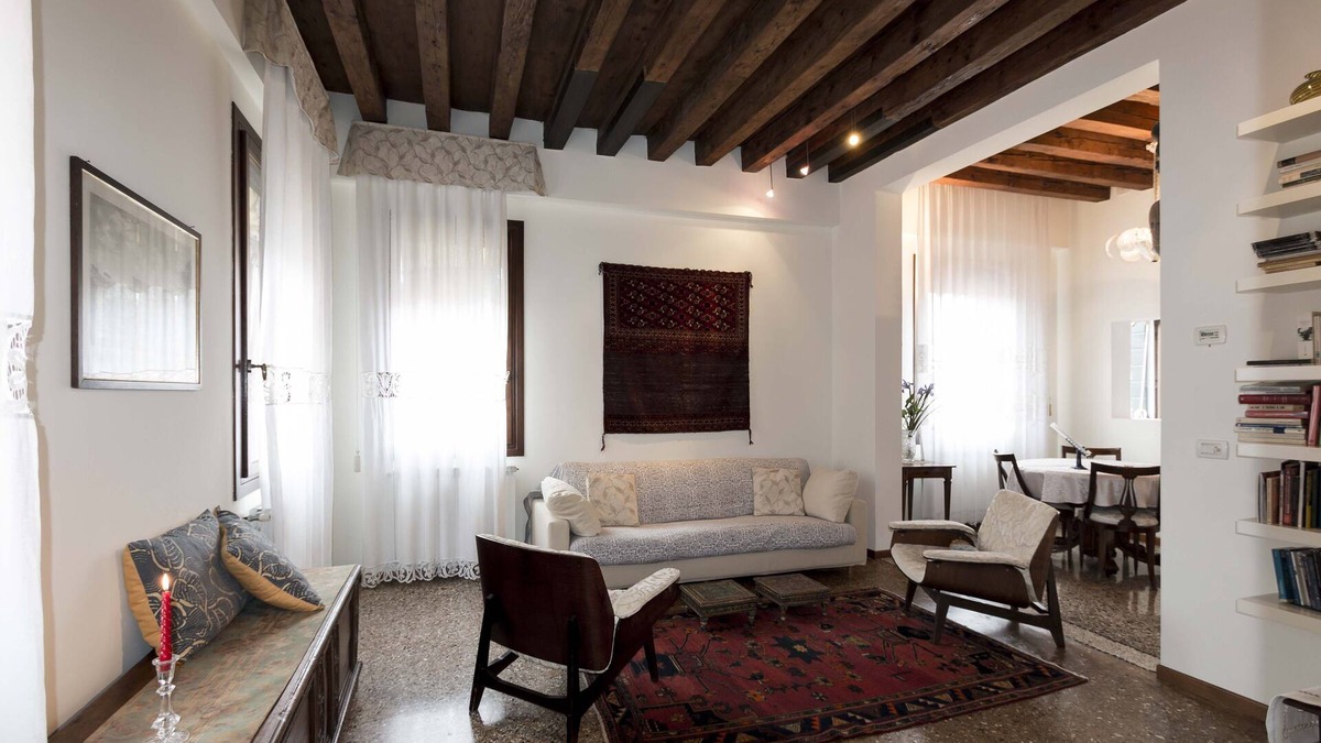 Santa Croce Apartment | NEW Ca' Magica, luxury historical apt, spectacular canal view