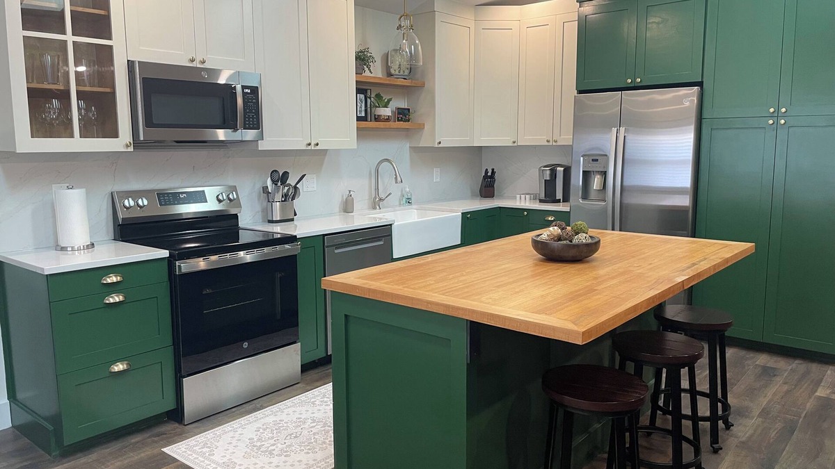 Holy Cross Apartment | New Carriage House Apartment near vibrant Downtown Indianapolis