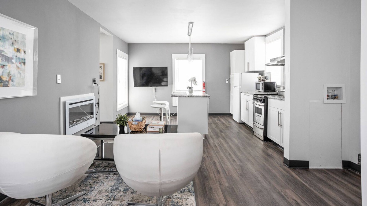New Castle Apartment | New Castle Retreat, Stay in Style for Gen Con!