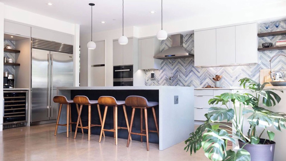 Bryker Woods House | *NEW Central Austin | Sleeps 12 - WalkerVR Firefly