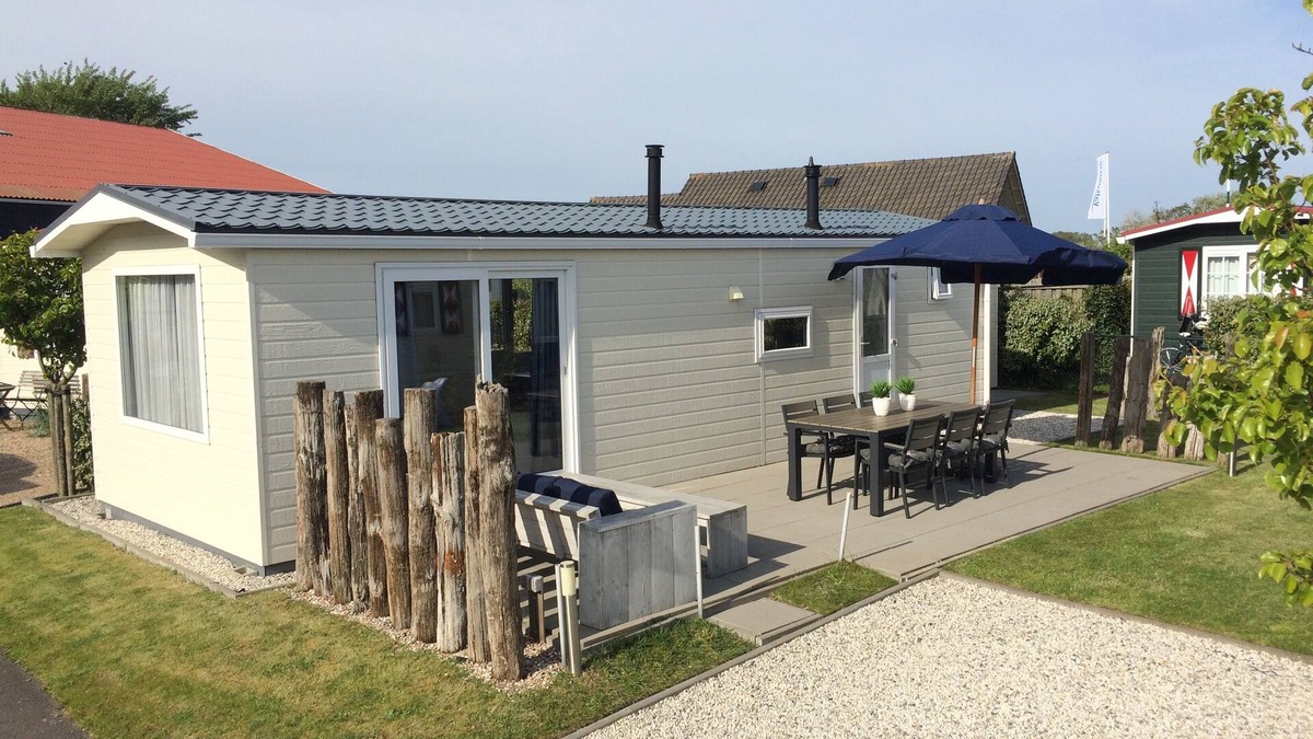 Groot Valkenisse Ski Chalet | New chalet Zoutelande 300 mtr. from sea Zeeland near Domburg