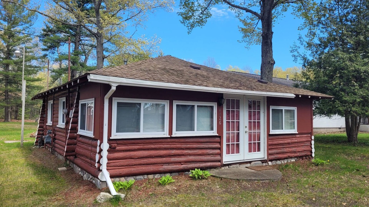 Oscoda Cabin | NEW! Chappy's Cabin - Very Cute, Comfy, and Traditional!