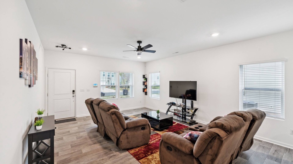 Dallas House | NEW! Charming Getaway Perfect for Relaxation