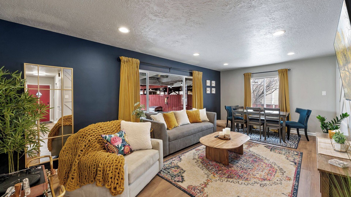 Midvale House | NEW! Charming Mountain View Home w/Huge Fenced Yard, King Beds & TV's, Fireplace