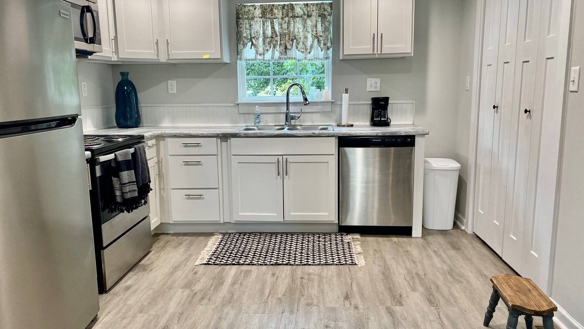 Lookout Valley Neighborhood Association House | NEW Chattanooga Bungalow, Minutes to Downtown