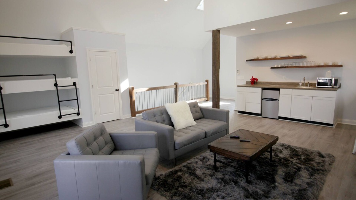 Old Louisville House | New. Clean and affordable!