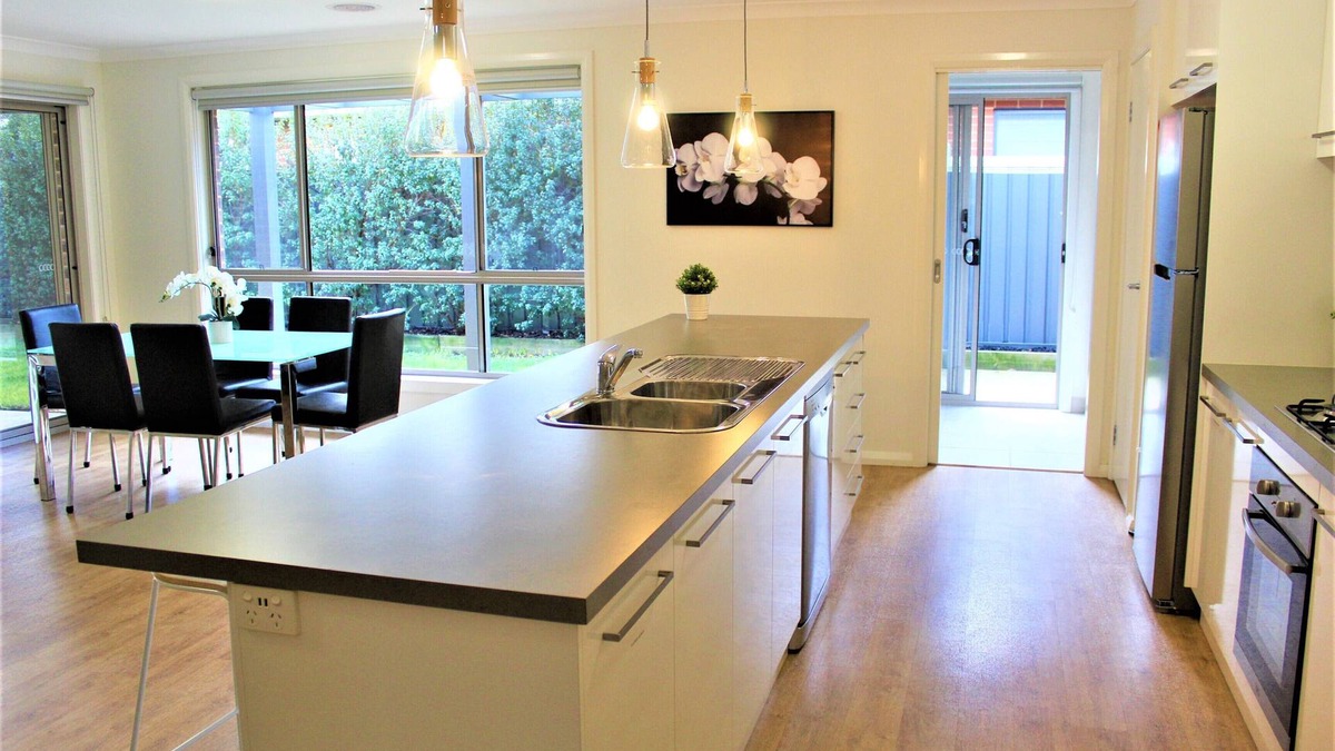 Thurgoona House | *NEW* Clearwaters Albury