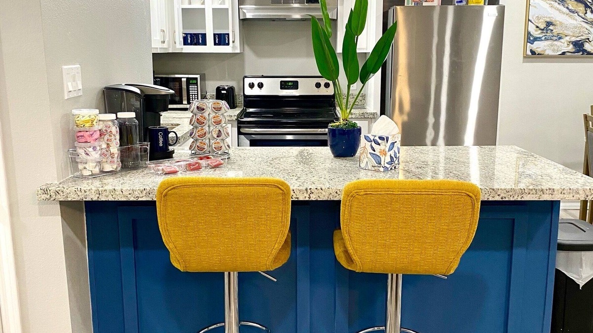 Weslaco Apartment | NEW! ✨close to Downtown, Malls & PremiumnOutlets, with Balcony ❤️