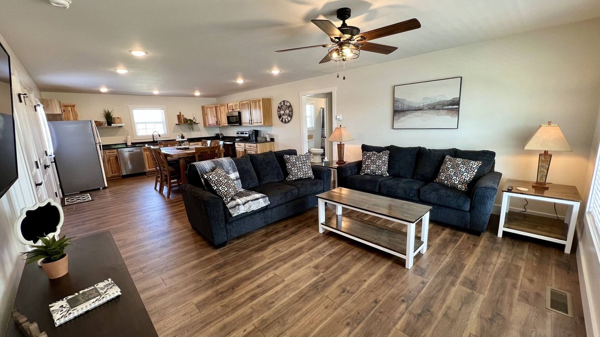 Nancy House | NEW CONSTRUCTION. The Cumberland Cottage. 1.3 miles to Lees Ford Marina/Ramp