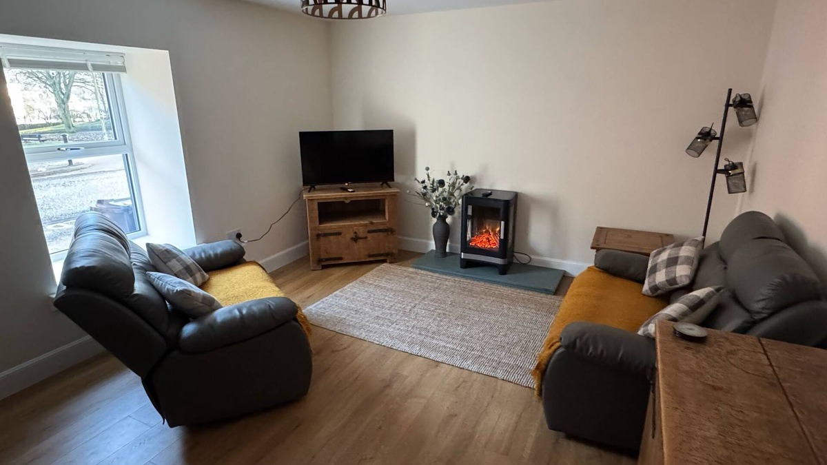Hawick Apartment | New Cosy Ground Floor Flat