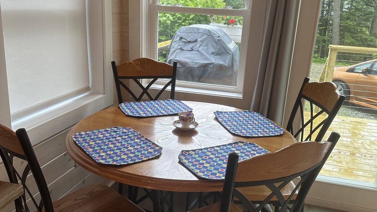 Bayville House | New cottage in an established vacation spot on Linekin Bay Boothbay Harbor