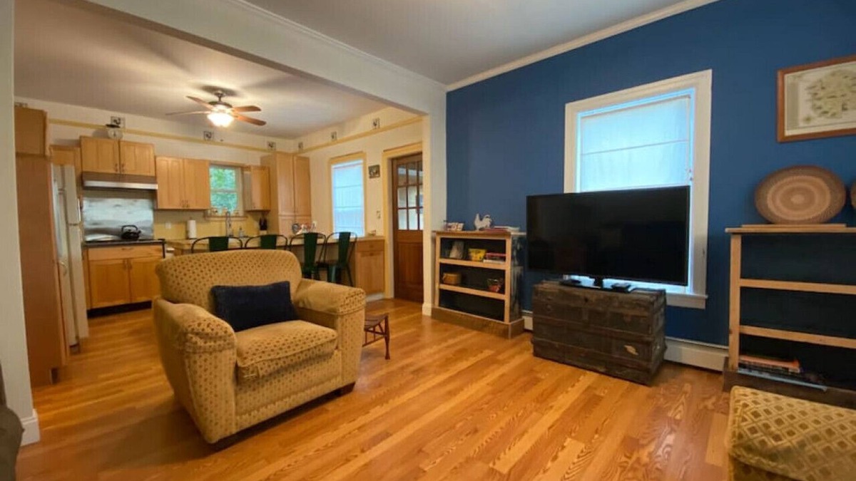 Hurleyville Apartment | New! Cozy Agrihood Getaway-King Bed/Hiking/Relaxing