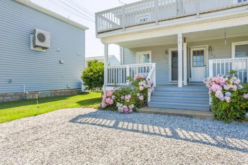 Groton House | New cozy coastal retreat!