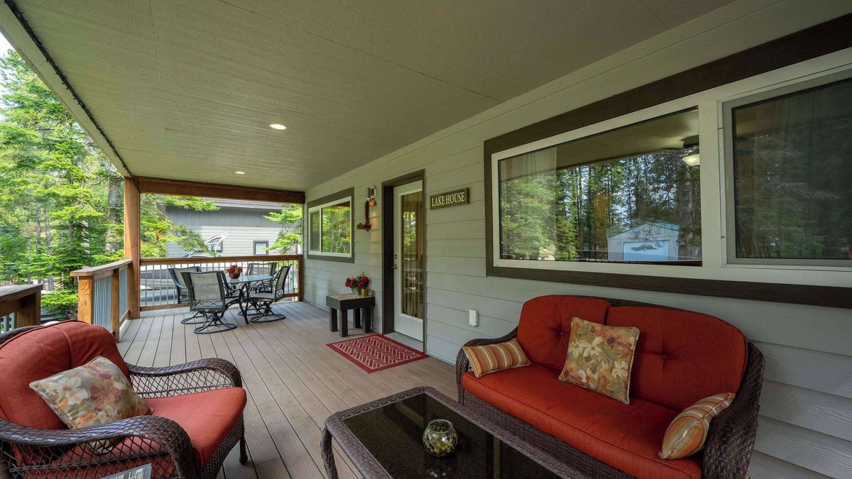 Carey Bay House | New Cozy Conkling Home with Hot Tub