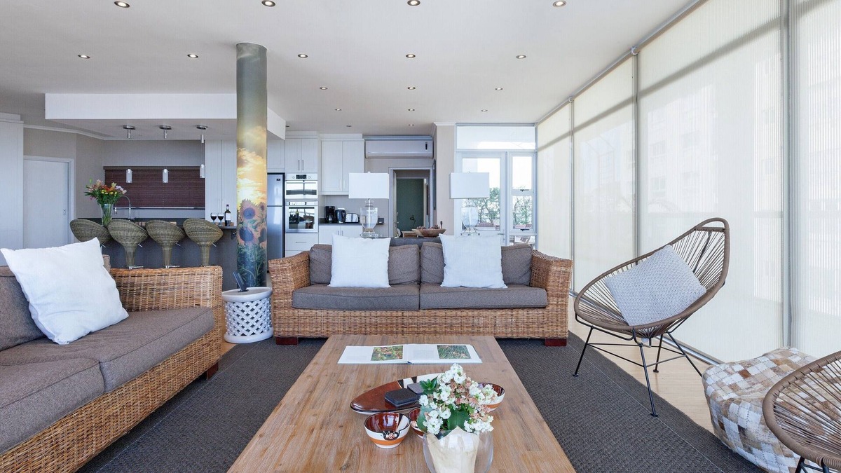 Mouille Point Apartment | New Cumberland 501 by CTHA