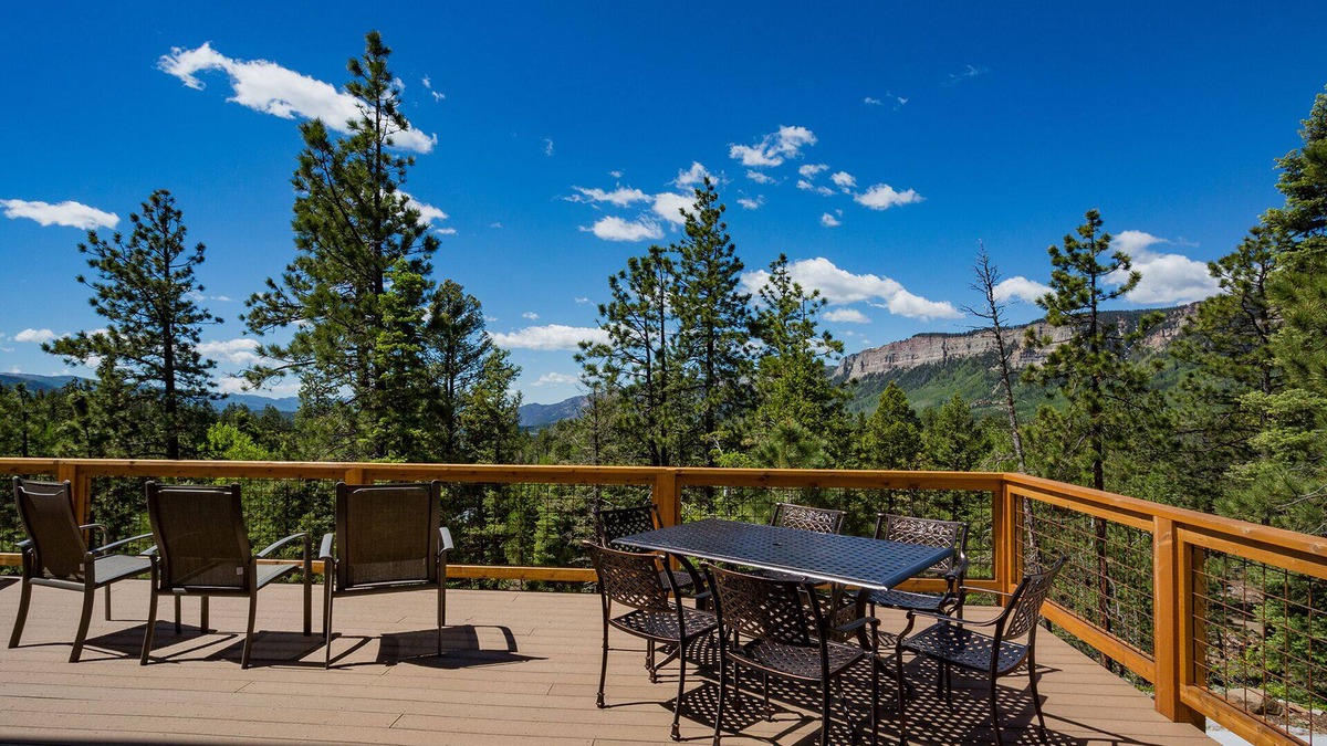 Columbine Lake House | New Custom Home with Large Decks - Amazing Views - Pool Table/New Hot Tub