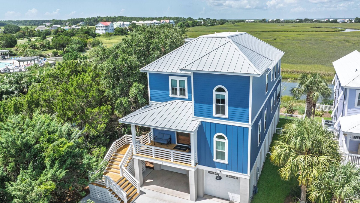 Beachwalk House | New Custom Built 5-Bedroom Coastal Retreat – Harbor Island, SC