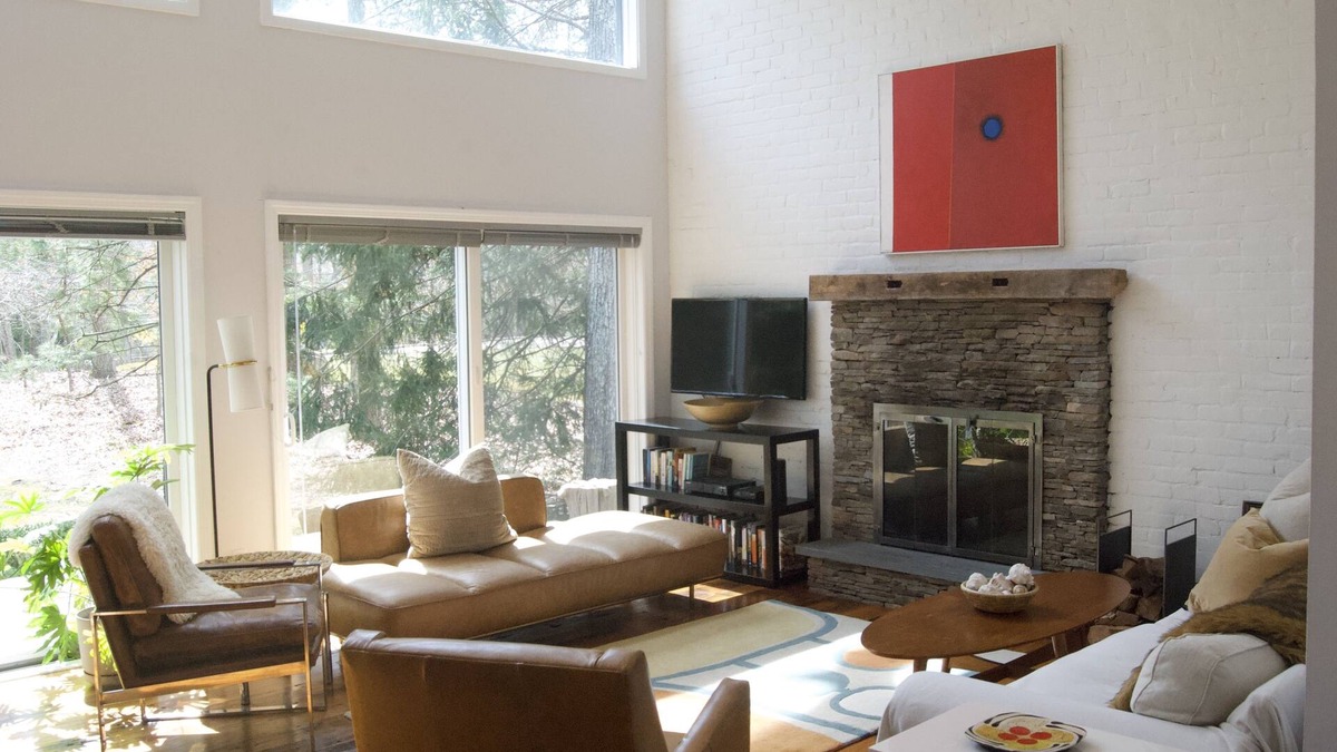 Northwest Harbor House | New dates available! Sunny, heated pool, walk to bay beach