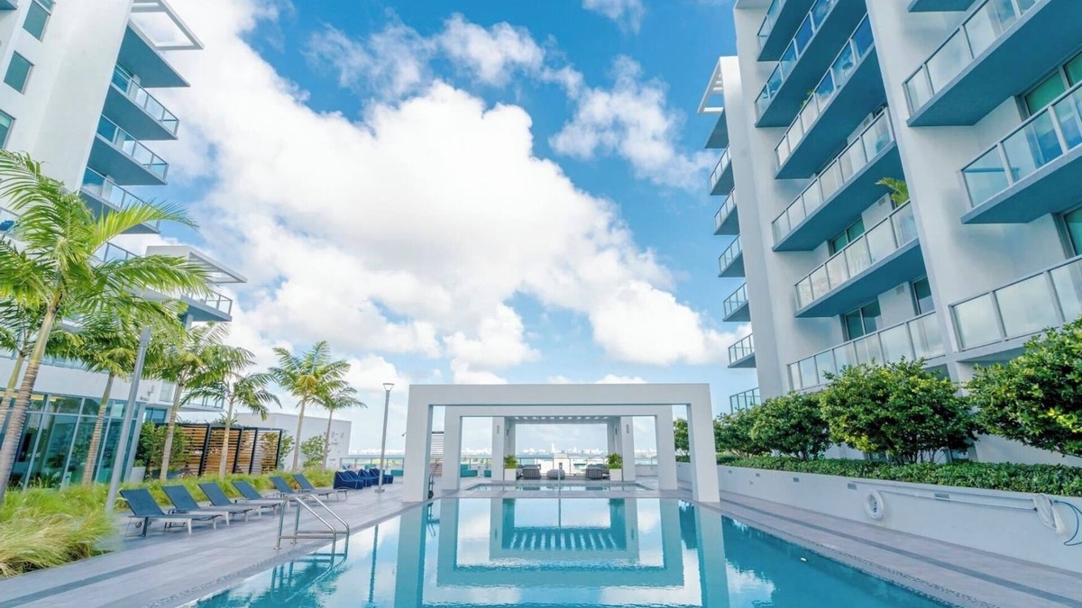 Northeast Miami Condo | New Design District Apt with parking, pool and gym