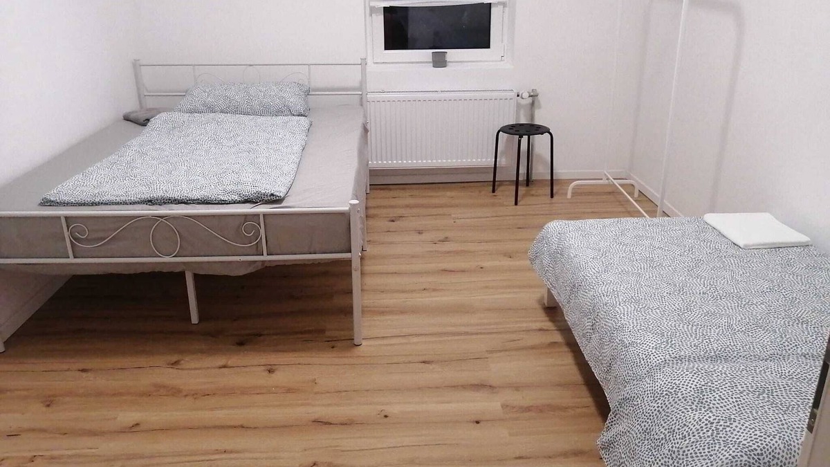 Altenburg Apartment | new design, separate bedrooms and washing machine