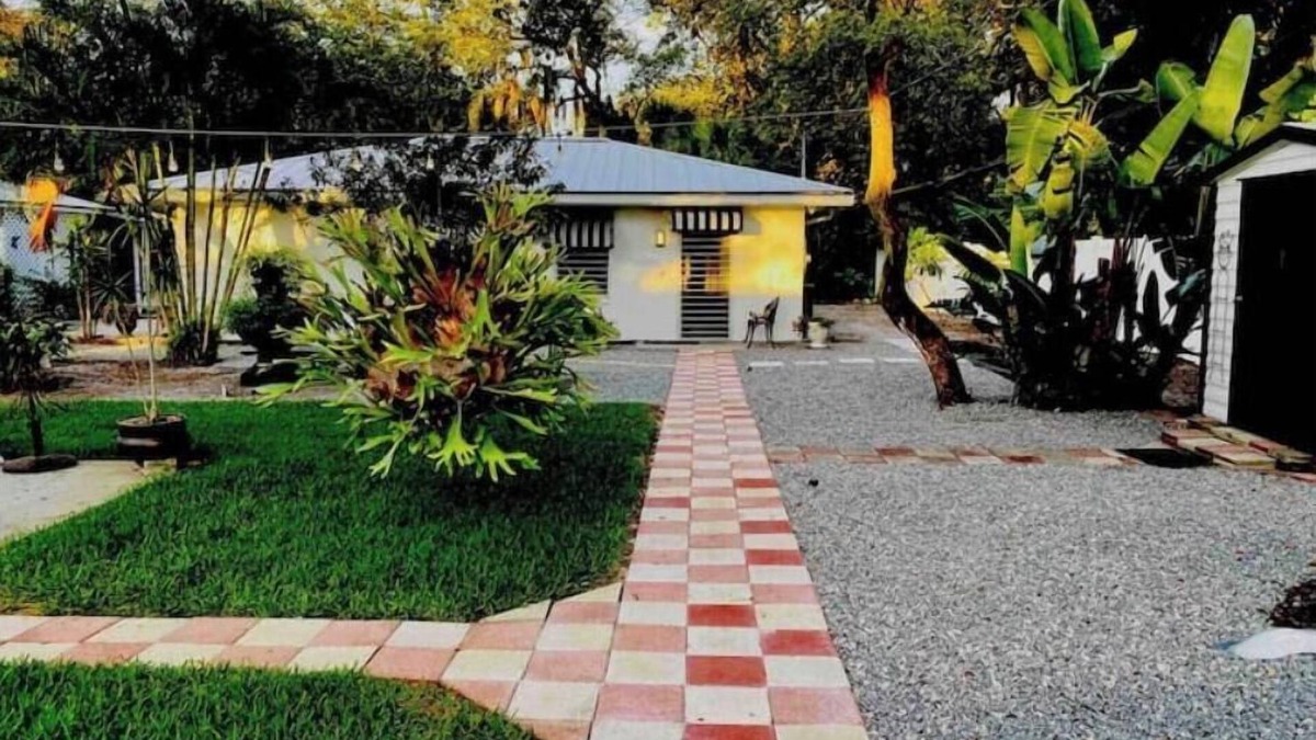 Egypt Lake-Leto House | NEW DISCOUNTS - Newly Remodeled conveniently located in the Tampa Bay area.