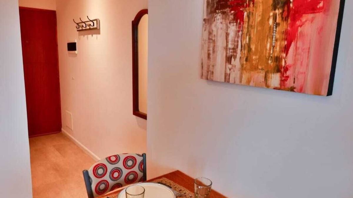Centro Apartment | New downtown apartment with balcony and lake and mountain view