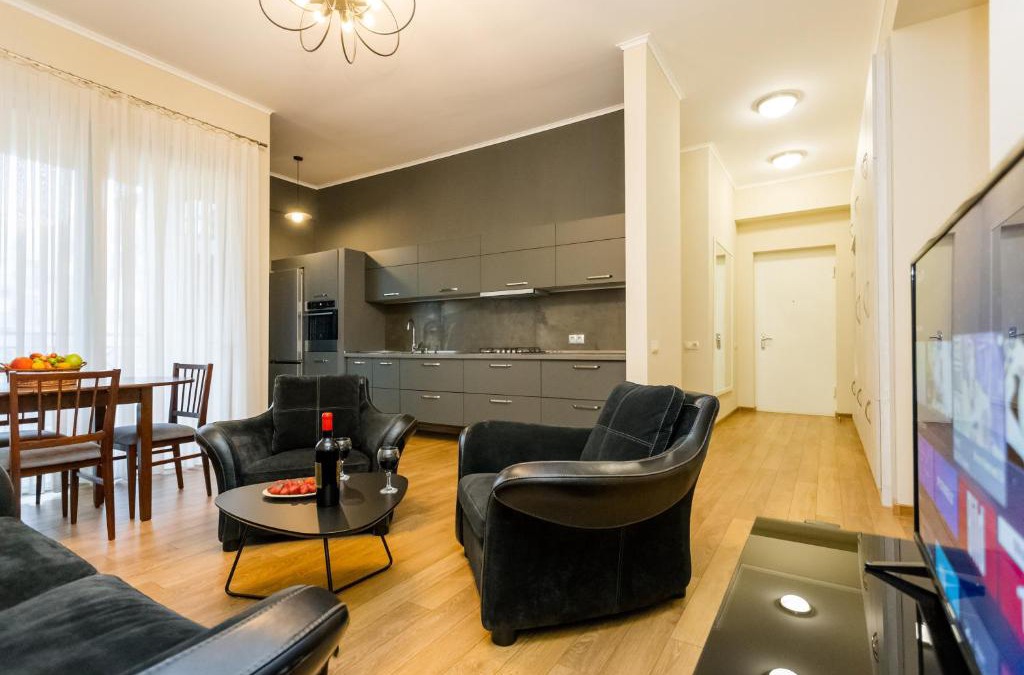 Tbilisi City Centre Apartment | New!-Downtown Apartment ll