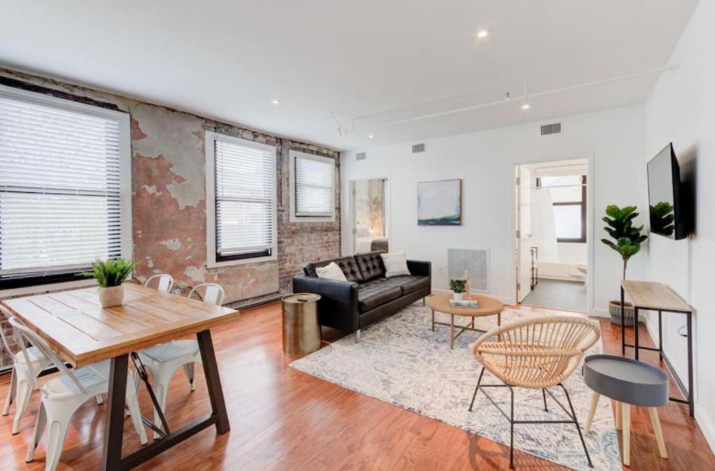 South Main Historic District Apartment | New Downtown Loft Style Apartment Above Restaurant