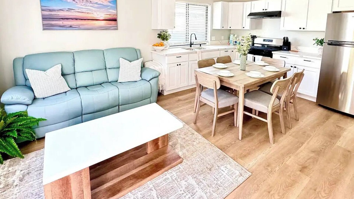 Costa Mesa House | NEW Executive Residence I Luxury Shopping I Beachnn