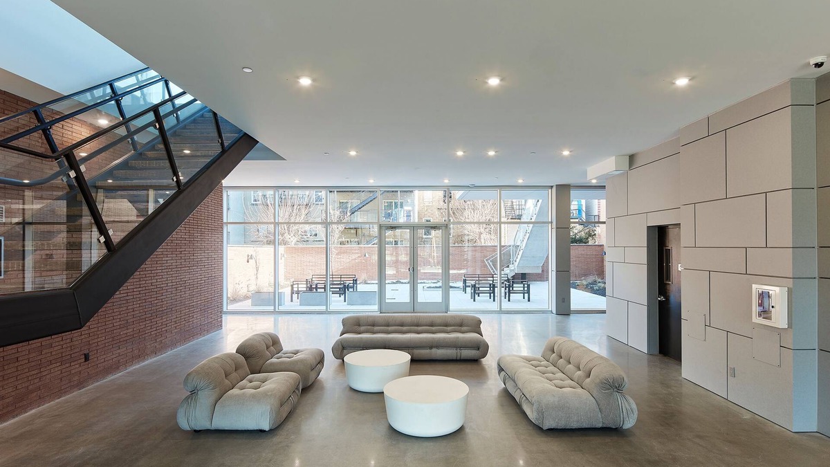 Hoboken Apartment | NEW Fab 4 BR - Outdoor Deck - gym - Mins to NYC