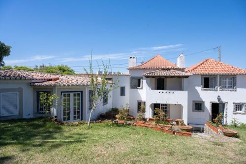 Almocageme House | New Family Country House