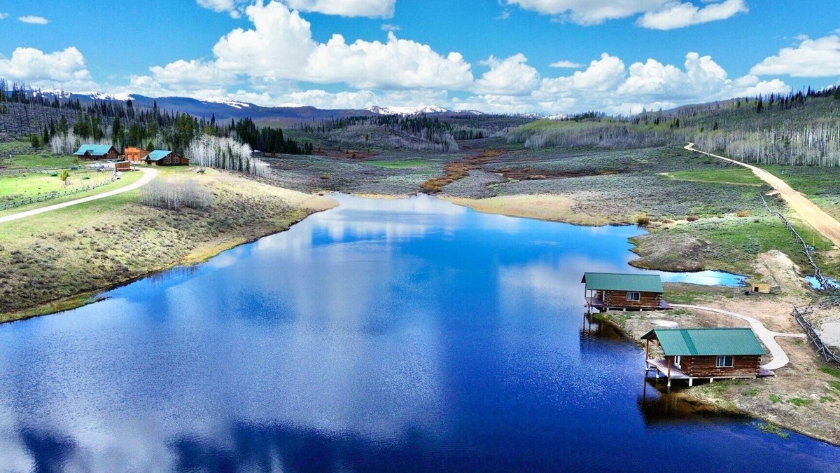 Daniel Cabin | New for VRBO! End of the road privacy that borders National Forest.
