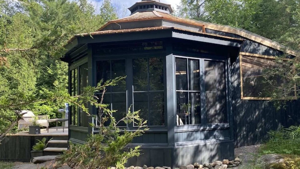 Trent Hills Cabin | NEW! FOREST GAZEBO BY PRIVATE LAKE-Peace&Privacy
