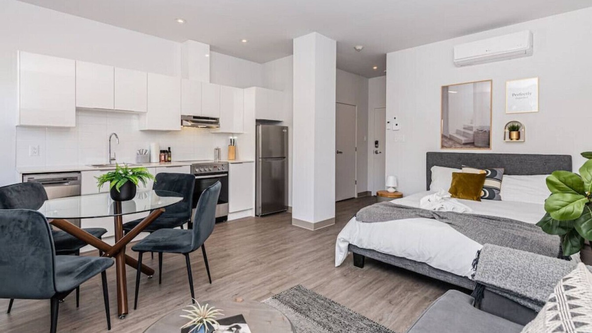 Plateau Mont Royal Apartment | New, Fresh and Luminous Studio in Le Plateau by Denstays