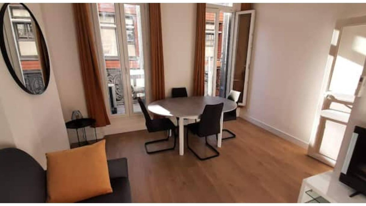 Les Cinq Avenues Apartment | New, fully-equipped, air-conditioned T2