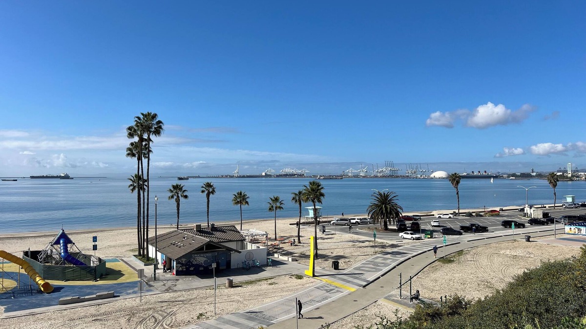 Alamitos Beach Condo | NEW fully remodeled apt in Long Beach