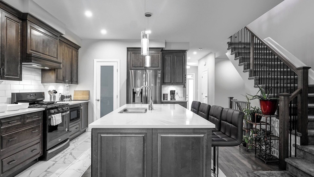Carleton Place House | New Gorgeous Home In Carleton Place, Close to Beach BoatLaunch |20 Min To Ottawa