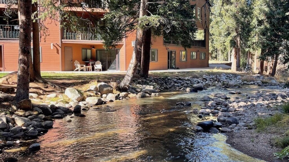 Old Town Condo | New Ground Level Riverfront Suite - Walk to Village!