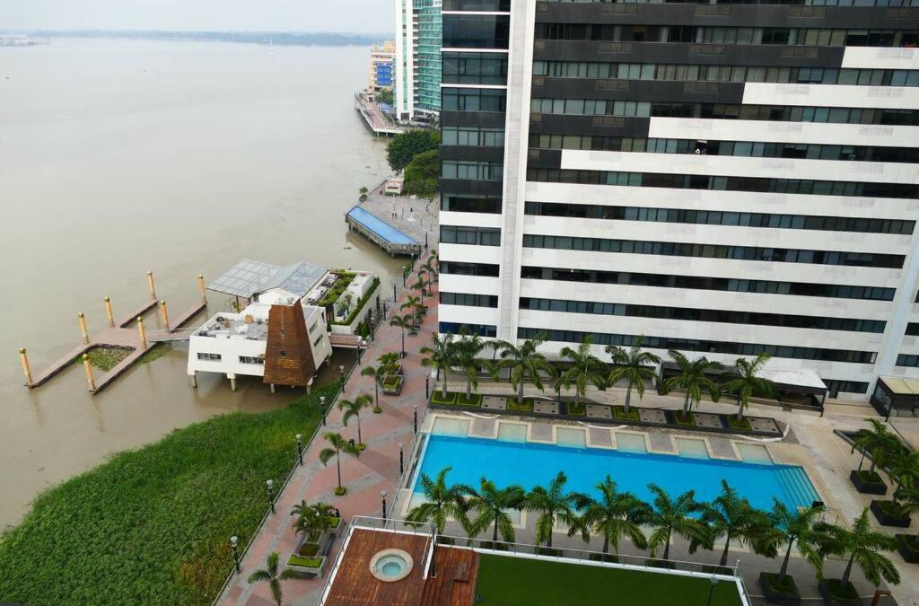 Puerto Santa Ana Apartment | New Habitacion Vista al Río Bellini III Santa Ana