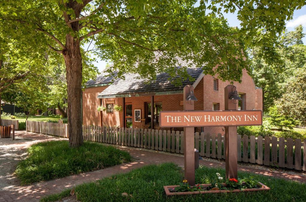 New Harmony Hotel | New Harmony Inn Resort and Conference Center