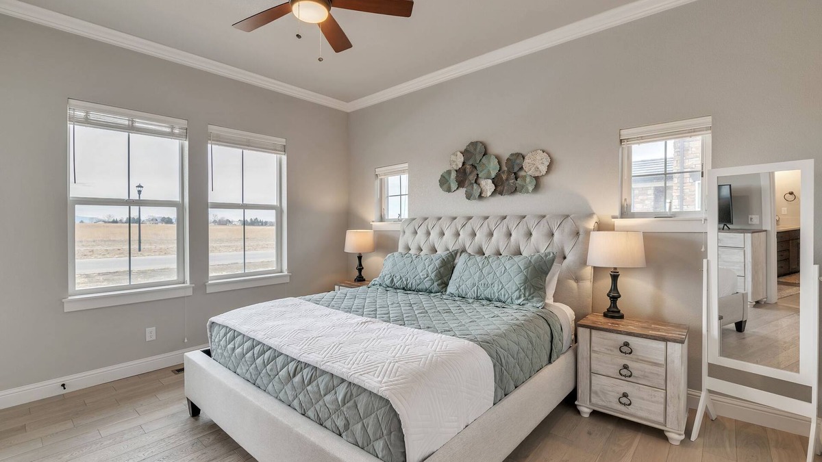 Loveland House | New, High-end Townhouse w/Garage. Quick walk to TPC Colorado Golf Course