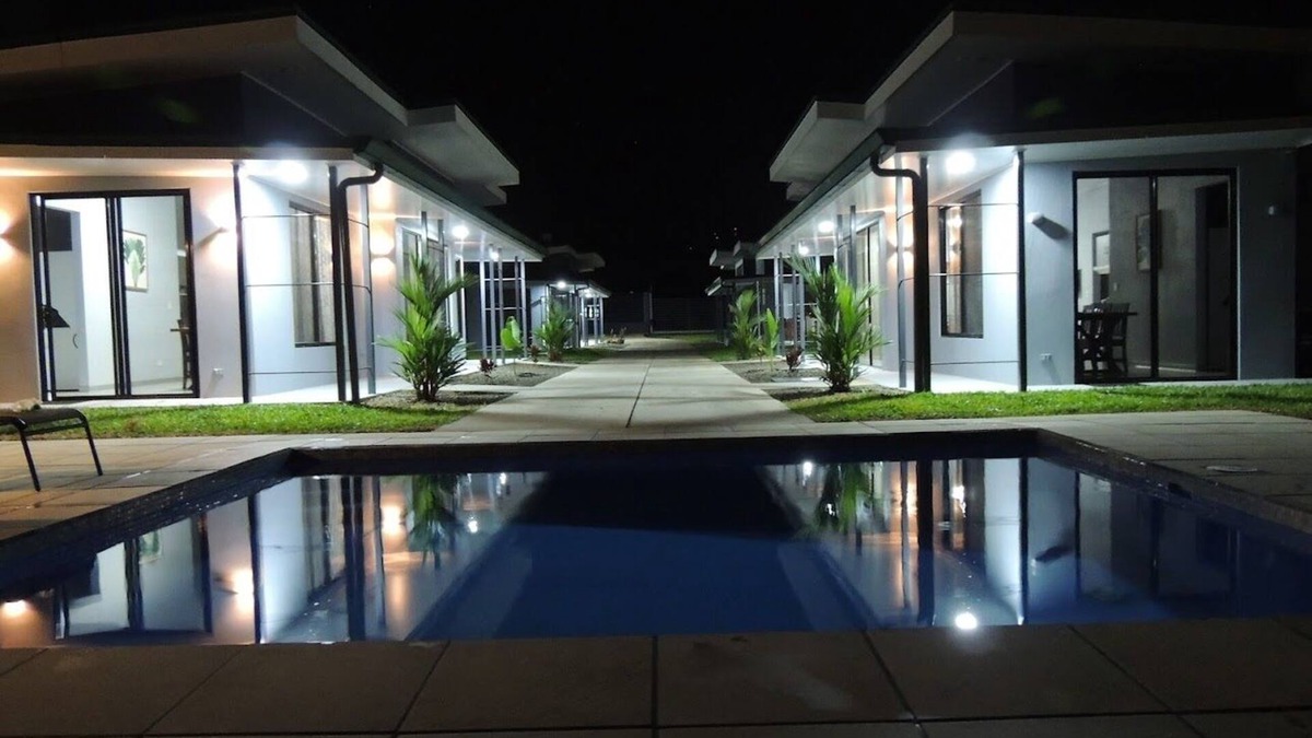 San Isidro de El General House | New Home with A/C | Wi-Fi | W&D | Smart TV | Full Kitchen | Pool | Free Parking