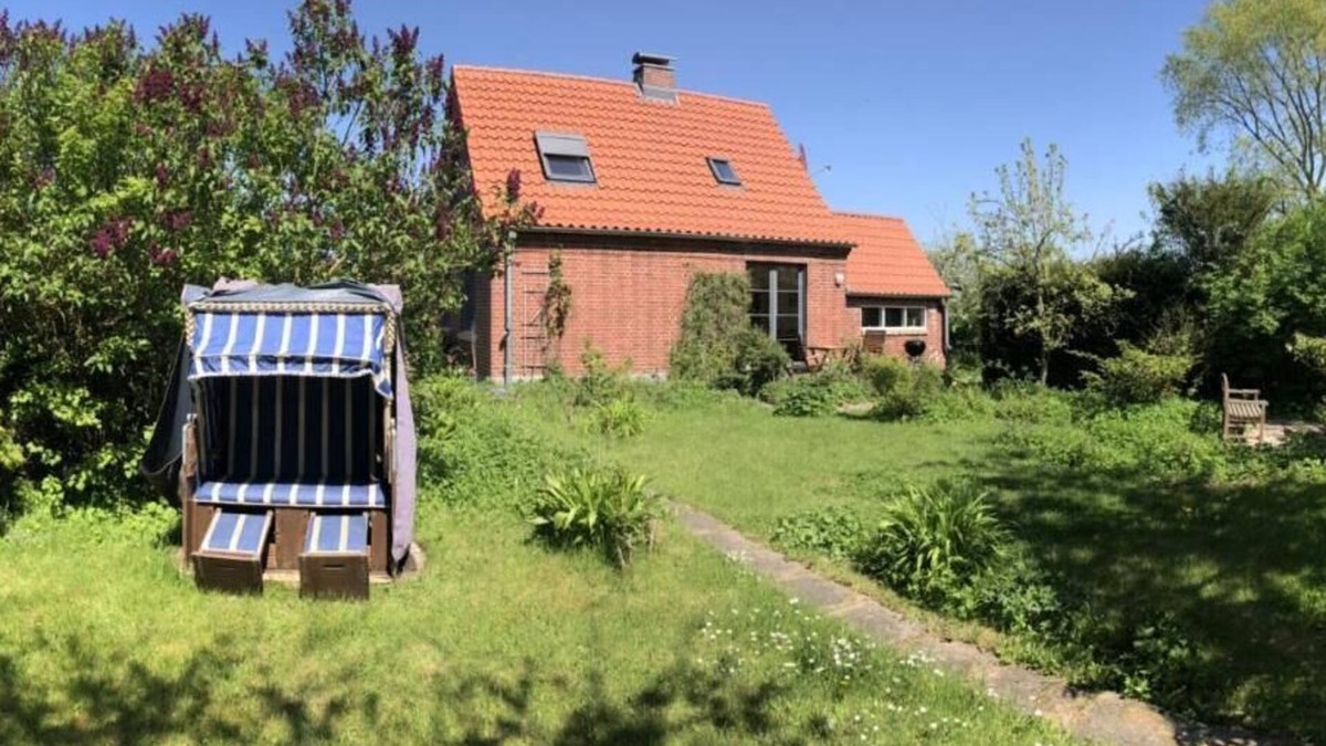 Gleschendorf House | NEW Holiday home with natural garden