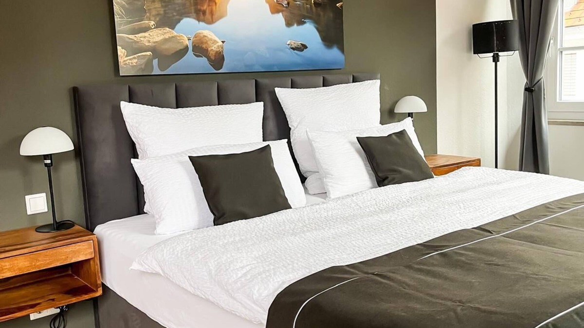 Isny im Allgaeu Apartment | New! Holz & Hirsch Deluxe Hideaway
